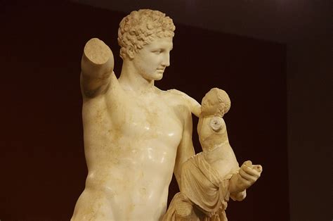 the hermes of praxiteles.